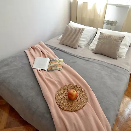 Apartment Sloneczny Grzybowska Warsaw
